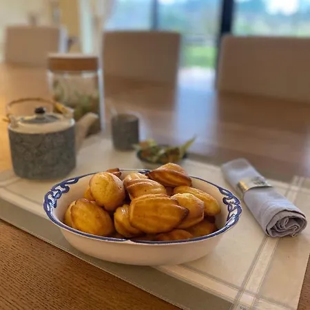 Aux Coteaux D'aussac ゲストハウス L'Honor-de-Cos