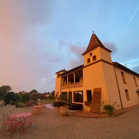 Aux Coteaux D'aussac 4* L'Honor-de-Cos