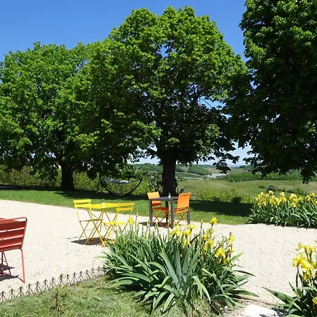 Pensjonat Aux Coteaux D'aussac L'Honor-de-Cos