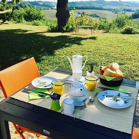 Aux Coteaux D'aussac 4* L'Honor-de-Cos