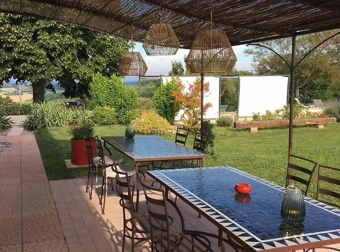 Aux Coteaux D'aussac 4* L'Honor-de-Cos