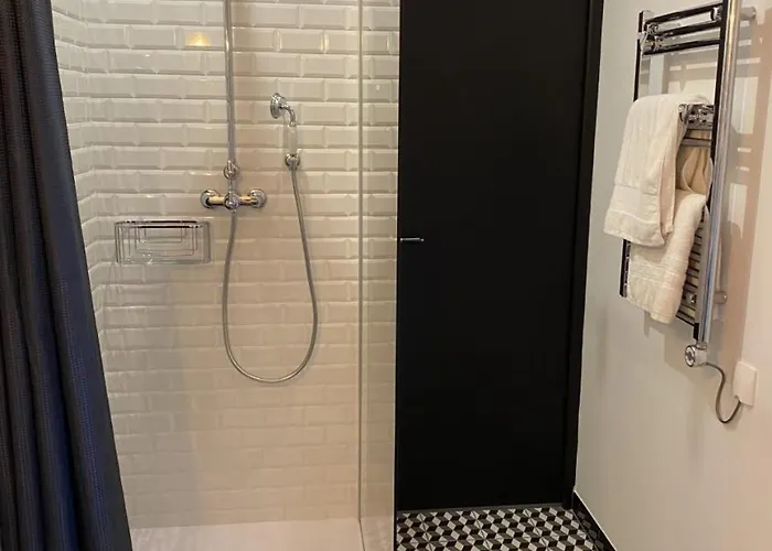 Aux Coteaux D'aussac Pensjonat L'Honor-de-Cos