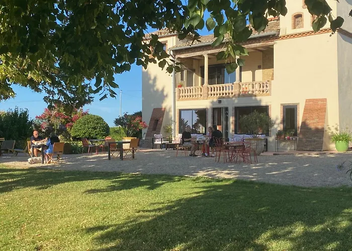 Aux Coteaux D'aussac 4* L'Honor-de-Cos