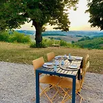 게스트하우스 Aux Coteaux D'aussac 4*