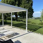 Aux Coteaux D'aussac 4* L'Honor-de-Cos
