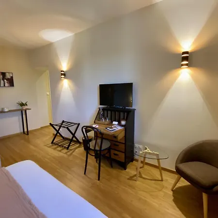 Guest house Aux Coteaux D'aussac L'Honor-de-Cos