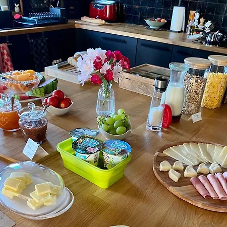 Aux Coteaux D'aussac Guest house