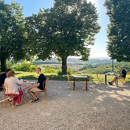 Aux Coteaux D'aussac Penzion