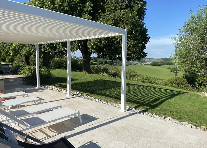 Aux Coteaux D'aussac 4* L'Honor-de-Cos